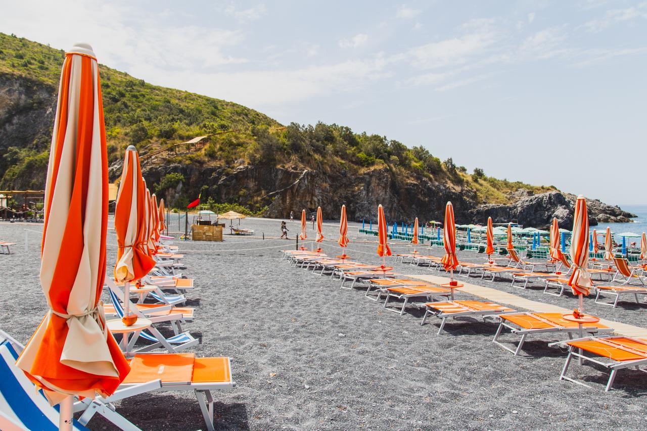 Nelema Village Resort Сан Никола Арчела Екстериор снимка